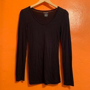 Mossimo Black V-neck Long-sleeved Shirt